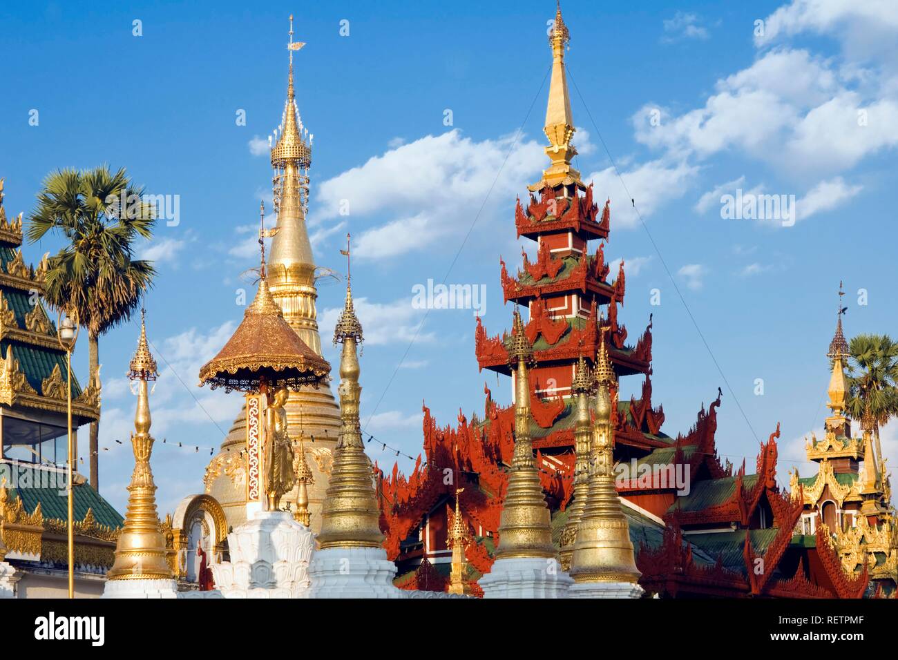 Hsan-Daw-Dwin-Tauzung or Sandawdwin Pavillon, Shwedagon Pagoda, Yangon, Myanmar, Burma, Southeast Asia Stock Photo