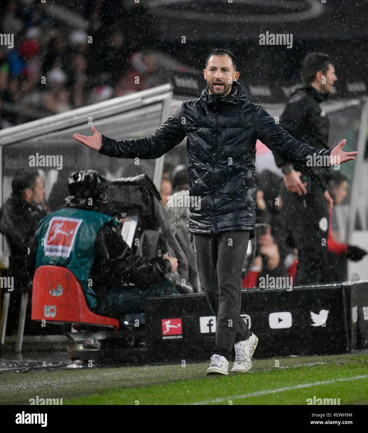 Coach Domenico Tedesco FC Schalke 04, in the rain, Mercedes-Benz Arena, Stuttgart, Baden-Württemberg, Germany Stock Photo