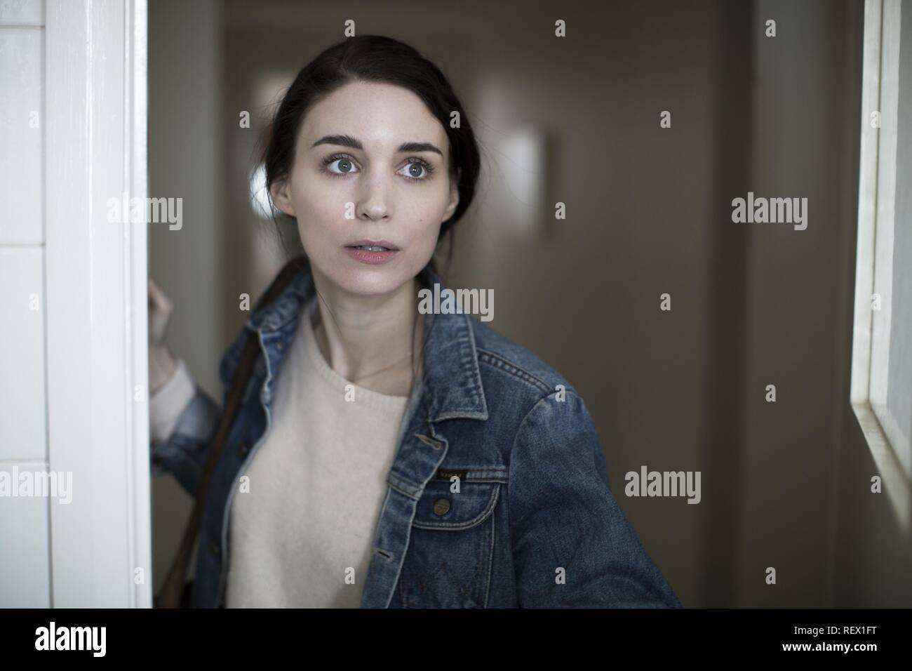 Rooney Mara Lion 16 Stock Photo Alamy