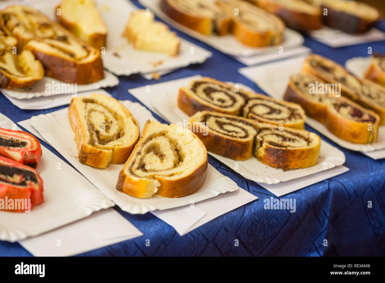 Shtrodel Strudel piece hi-res stock photography and images - Alamy