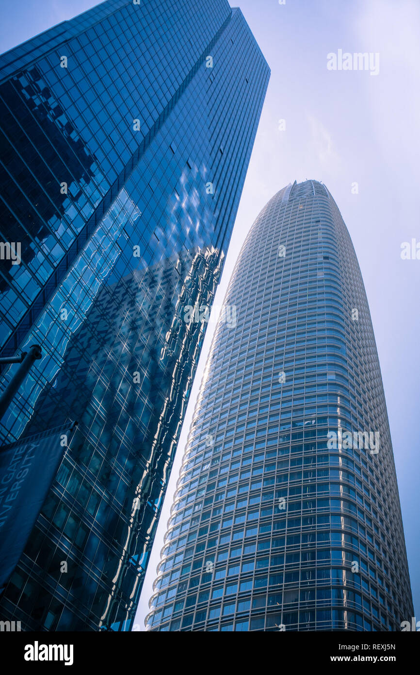 September 5, 2017 San Francisco/CA/USA Millennium tower continues to