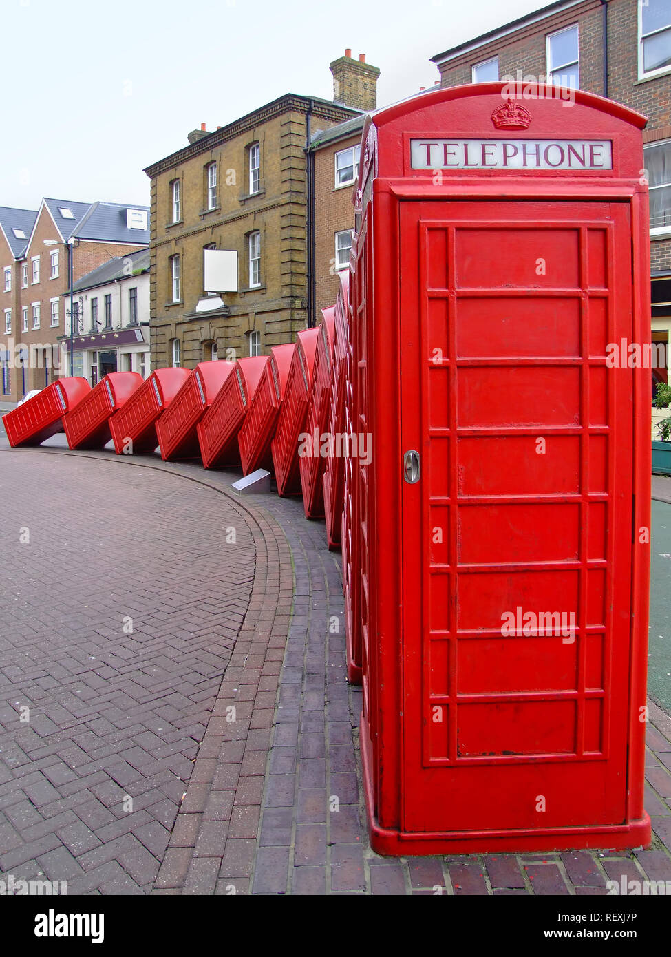 Phone box dominoes hi-res stock photography and images - Alamy