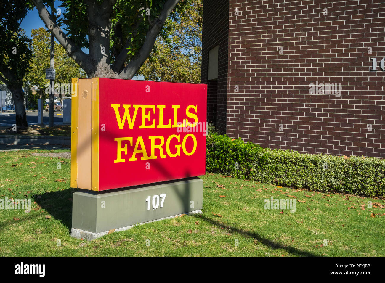 October 26, 2017 Sunnyvale/California - Wells Fargo branch in Sunnyvale Stock Photo