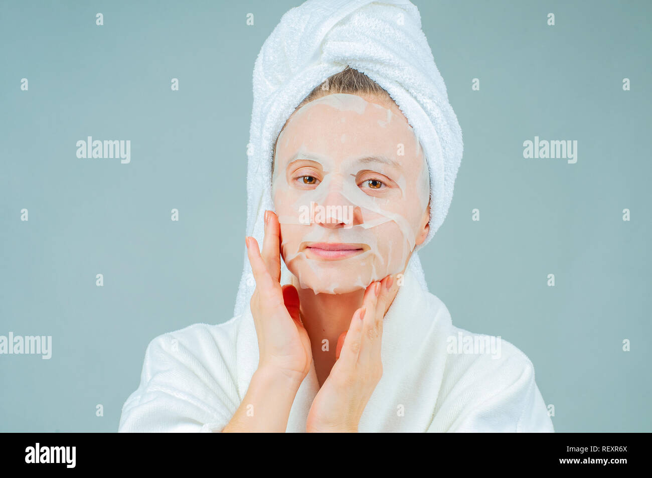 Moisturizing face mask sheet hires stock photography and images Alamy