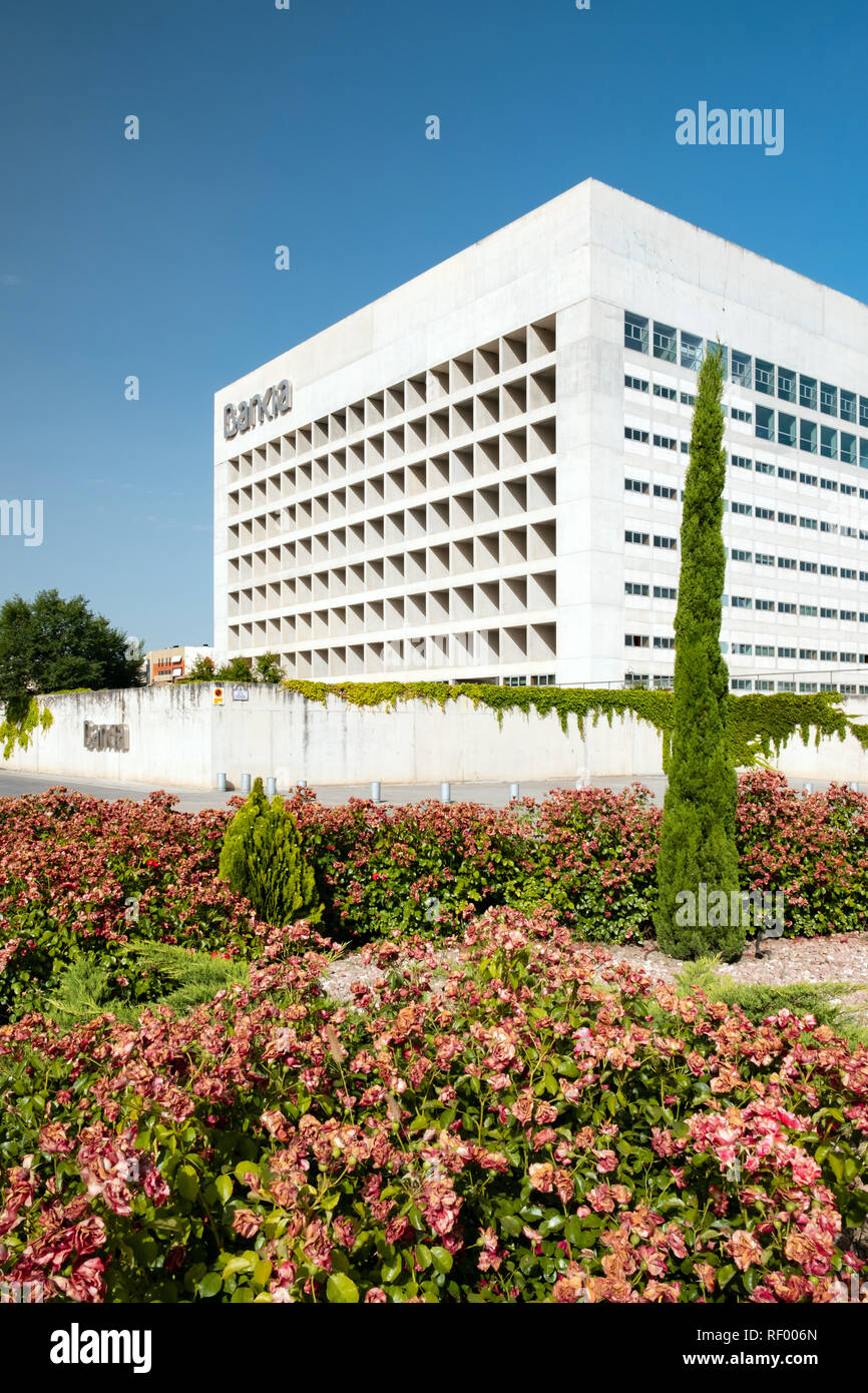 The concrete facade of the Bankia headquarters in Granada, Spain ...