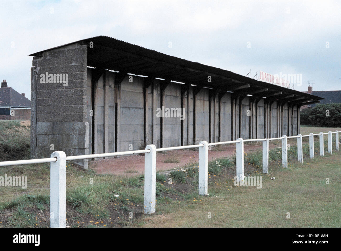 Covered end stand hires stock photography and images Alamy