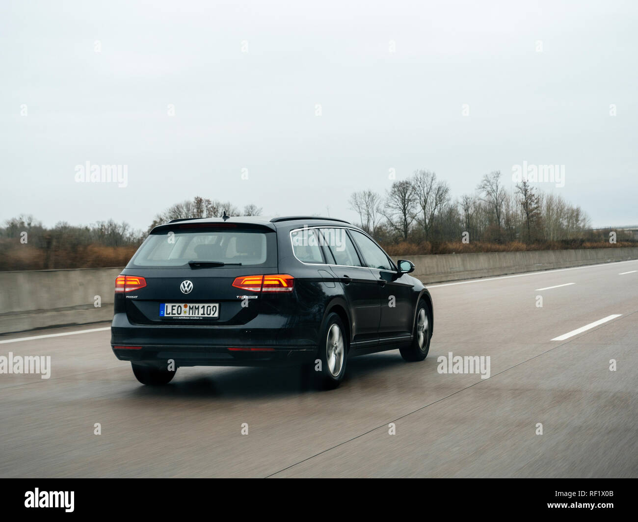 volkswagen passat tsi bluemotion