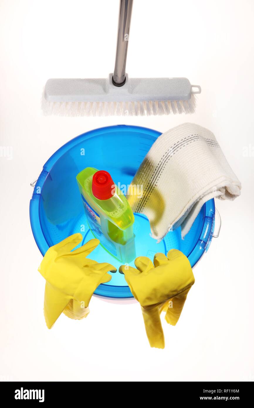 Wiping buckets hires stock photography and images Alamy