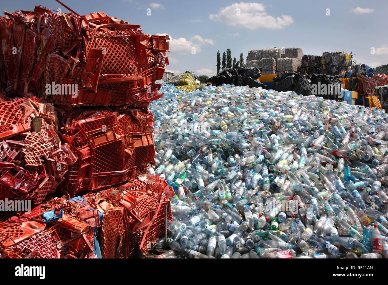 Shredded Plastic Waste High Resolution Stock Photography and Images Alamy