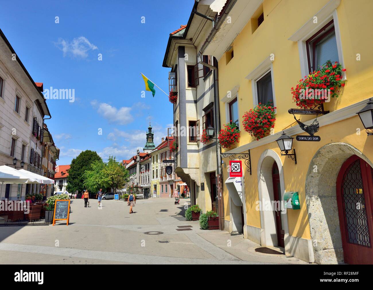 House facades Market square Mestni Trg with tower St. James' Church ...