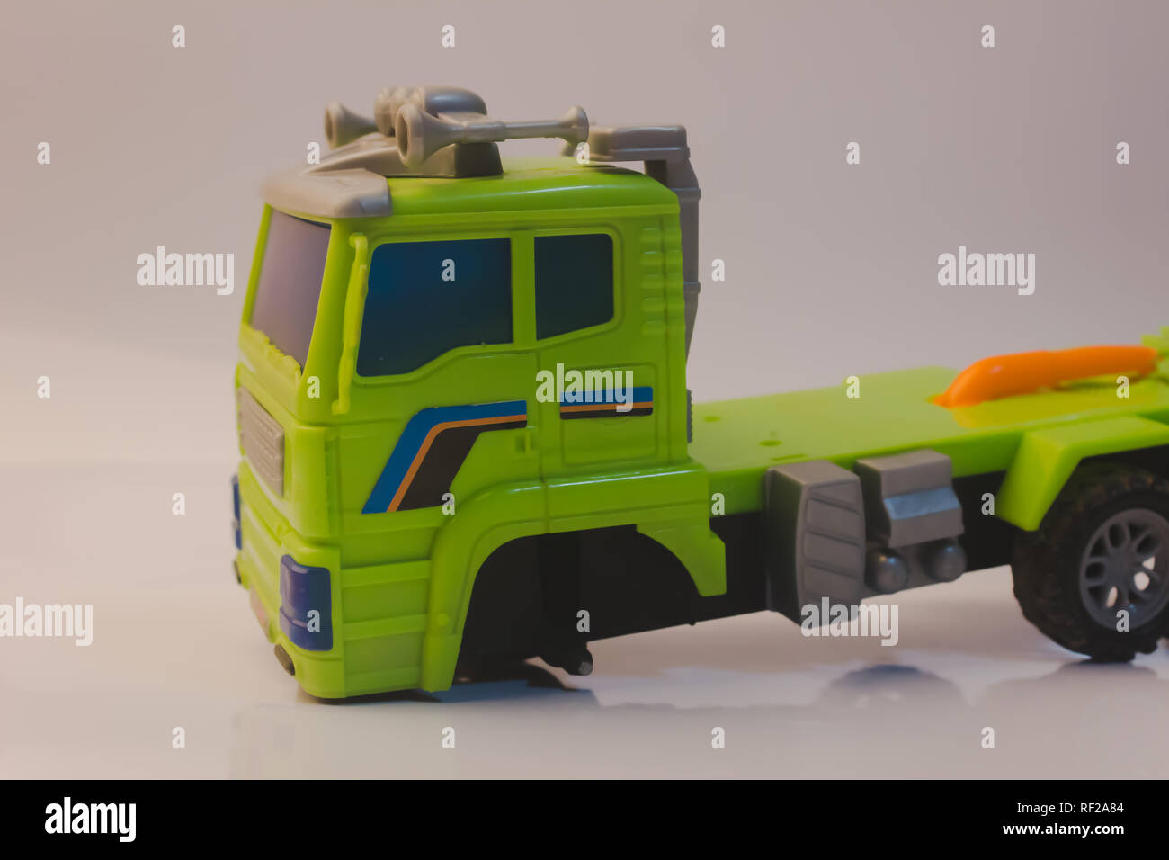 toy green truck