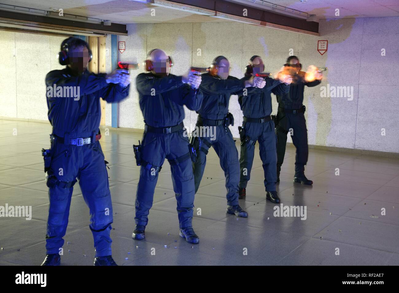 Shooting range, North-Rhine Westphalian SWAT police during target ...