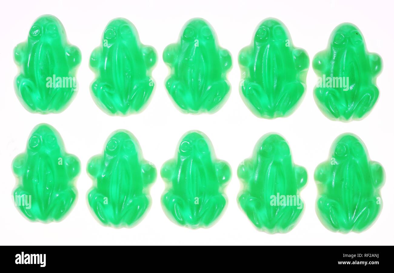 Green frog eating Cut Out Stock Images & Pictures - Alamy