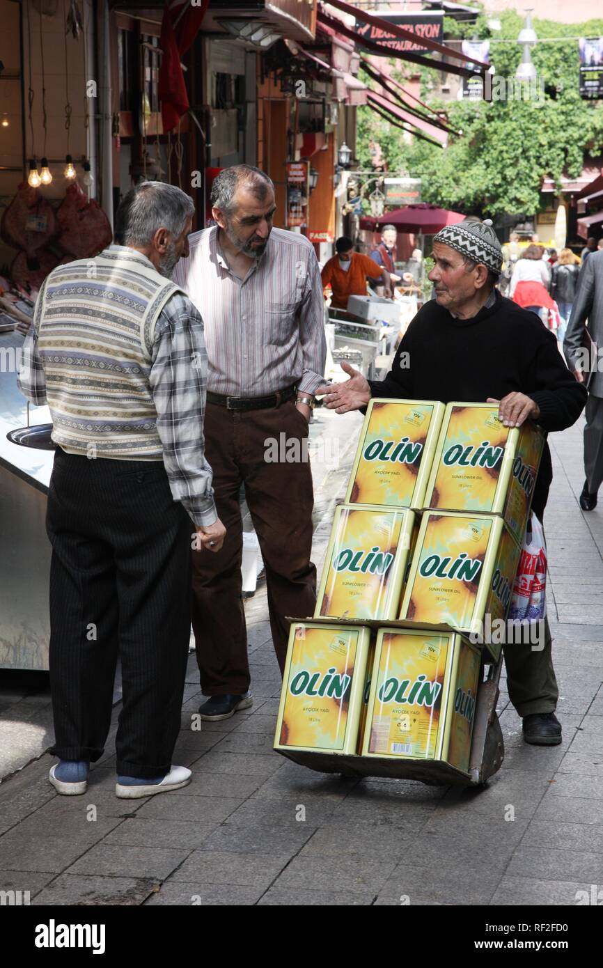 Receiving scene hires stock photography and images Alamy