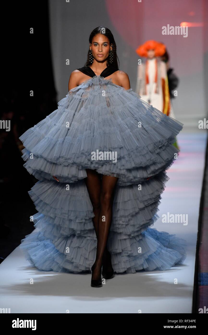 Paris, France. 23rd Jan, 2019. Models present creations of Jean Paul  Gaultier during the Paris Fashion Week Haute Couture Spring/Summer 2019 in  Paris, France, on Jan. 23, 2019. Credit: Piero Biasion/Xinhua/Alamy Live