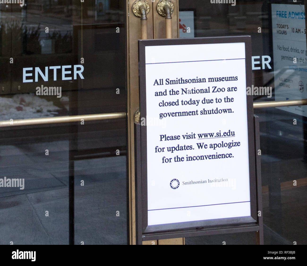 Washington, USA. 24th Jan, 2019. The impact of the US Federal Government Shutdown includes the closure of government offices and Smithsonian museums. Credit: Robert Blakley/Alamy Live News Stock Photo