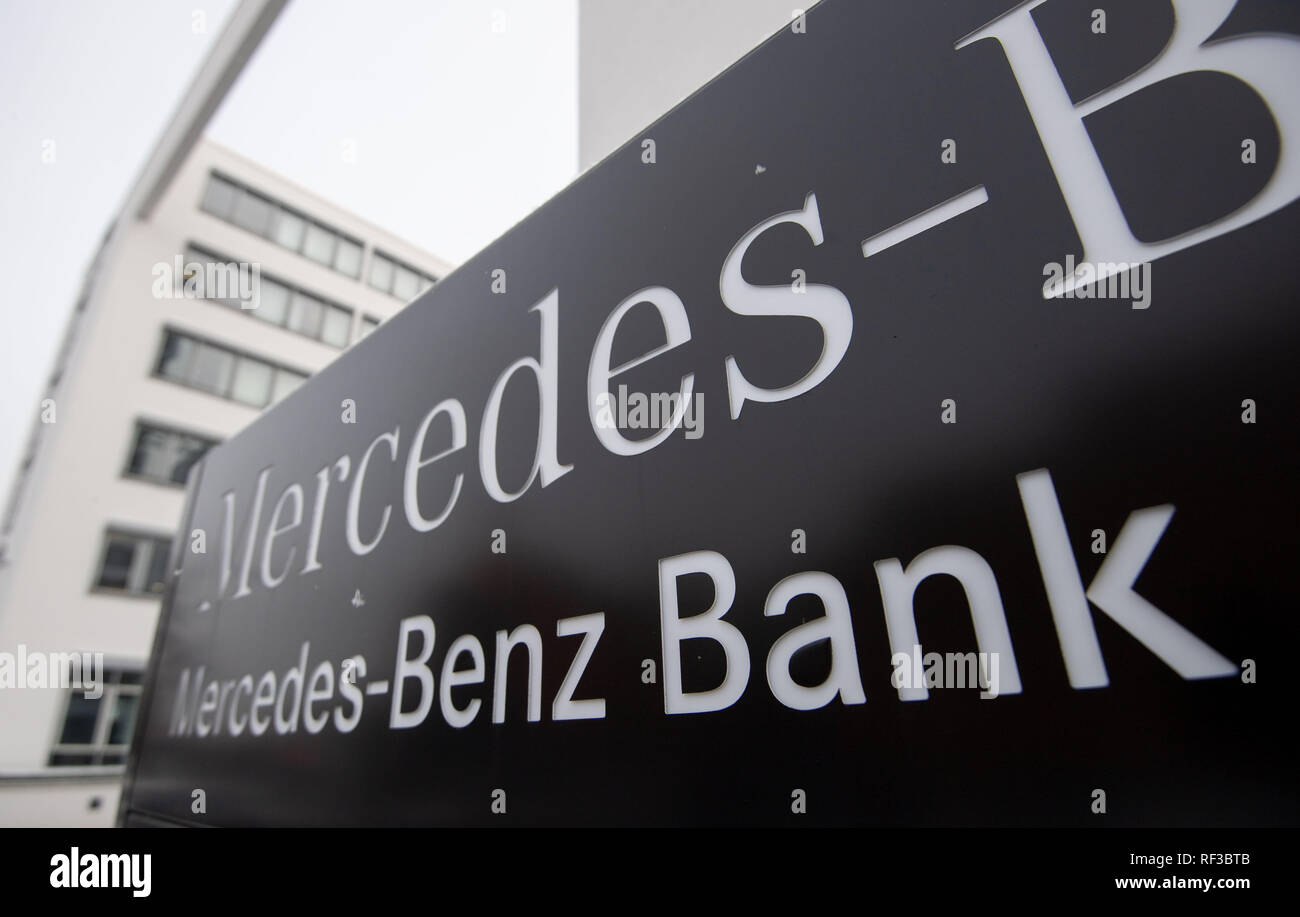 Stuttgart, Germany. 24th Jan, 2019. The Mercedes-Benz Bank logo can be seen at the bank's headquarters. On January 25, 2019, a sample determination procedure will begin against Mercedes-Benz Bank AG. Car owners who have joined a model lawsuit against the bank want to have the revocation rules in the bank's credit agreements declared invalid. (to dpa: 'Stuttgarter Gericht verhandelt erste Musterklage zu Autokrediten' of 24.01.2019) Credit: Marijan Murat/dpa/Alamy Live News Stock Photo