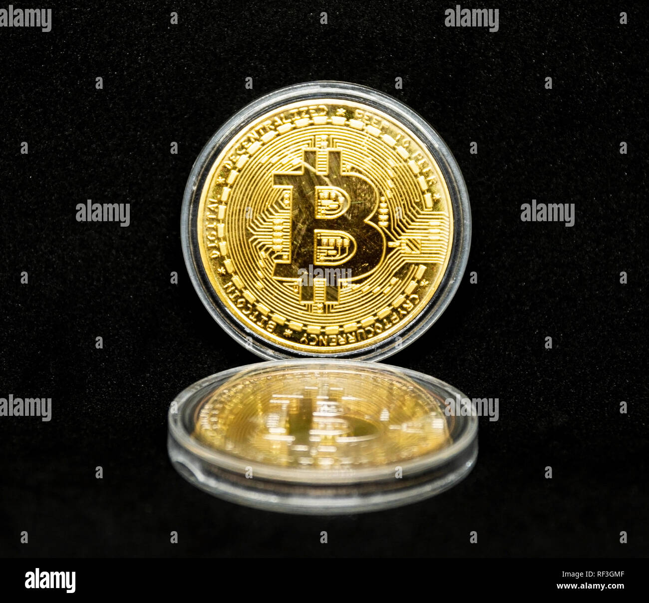 Bitcoin Case Gold Foil Banknote One Million Colored Euro Paper Note  European Replica Gold Plated Bitcoin Bills