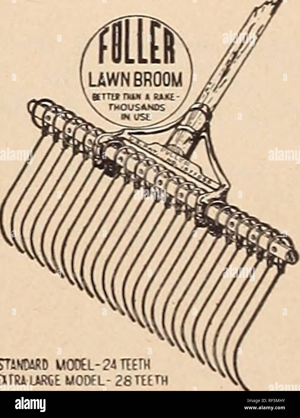 Long handled rake hires stock photography and images Alamy