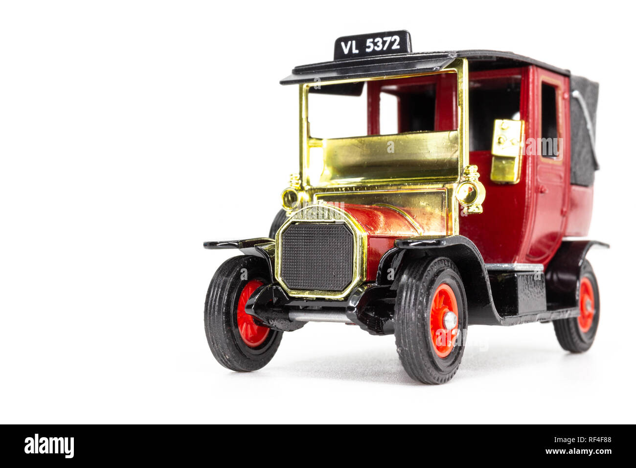 Matchbox Models of Yesteryear Y-28 Unic Taxi 1906 - front view, isolated Stock Photo