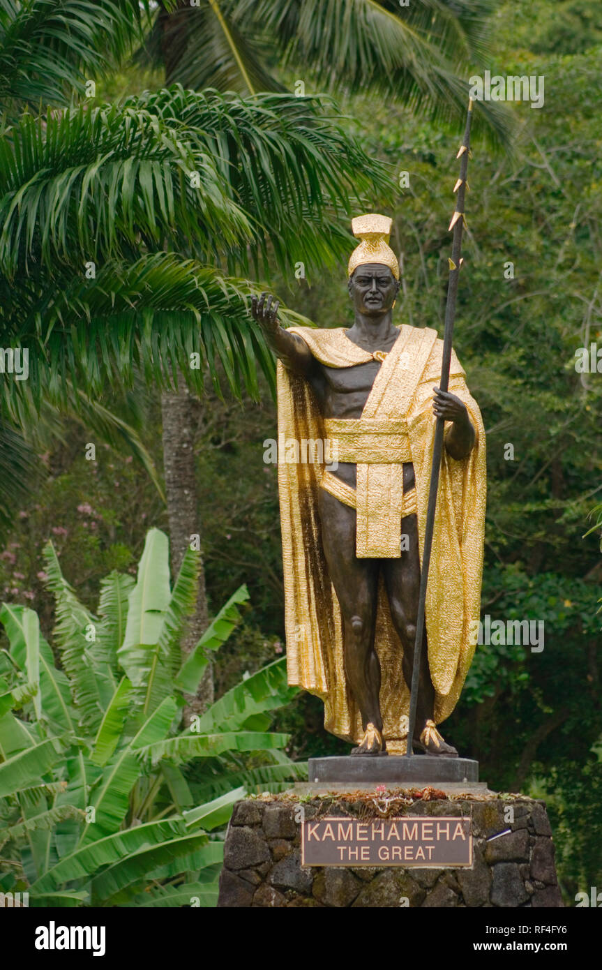 Statue of King Kamehameha I in Wailoa State Park, Hilo, Island of