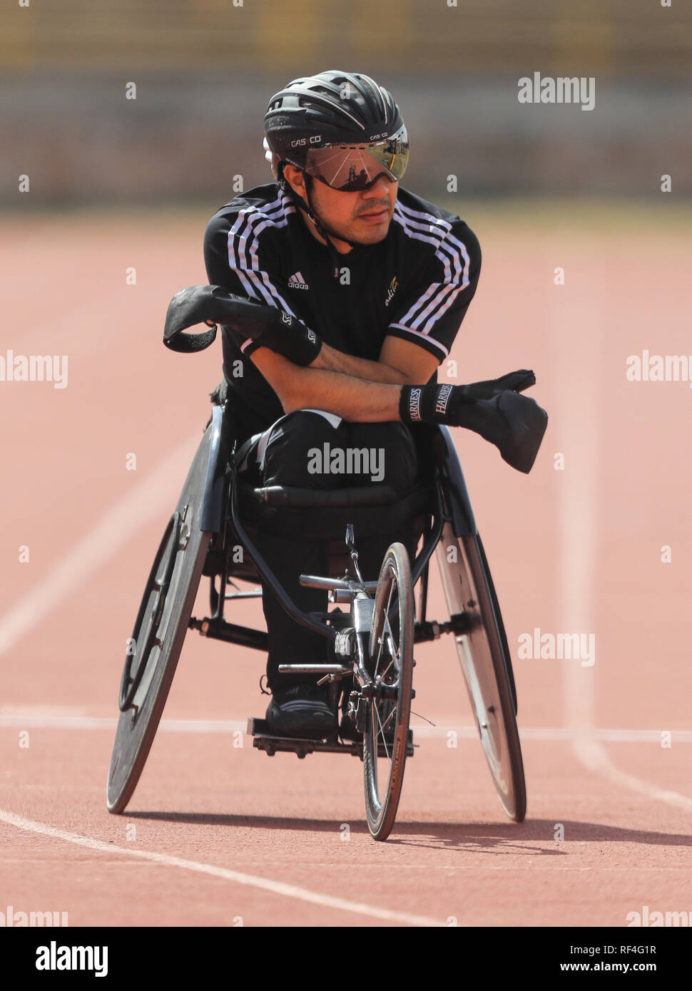Male wheelchair athletes hi-res stock photography and images - Alamy
