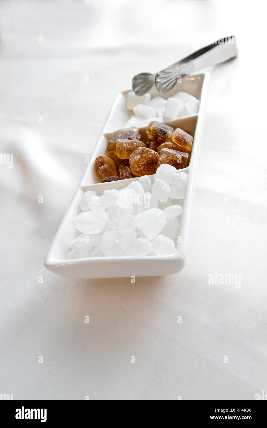 sugar cubes of different sizes Stock Photo Alamy