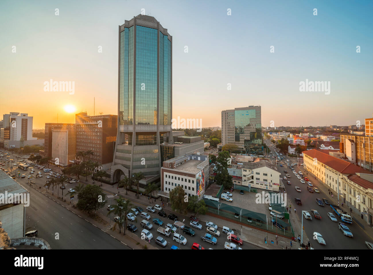 Reserve bank of zimbabwe hi-res stock photography and images - Alamy