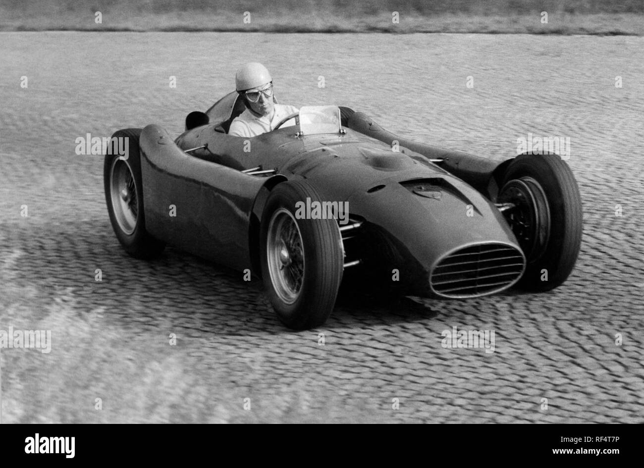 Alberto Ascari on the lancia grand prix, 1955 Stock Photo