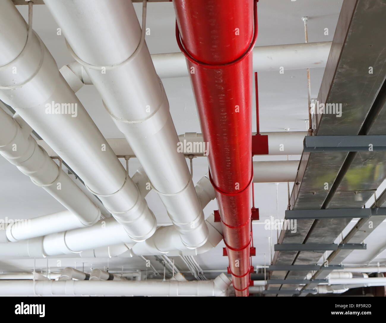 Cable Tray Stock Photos Cable Tray Stock Images Alamy