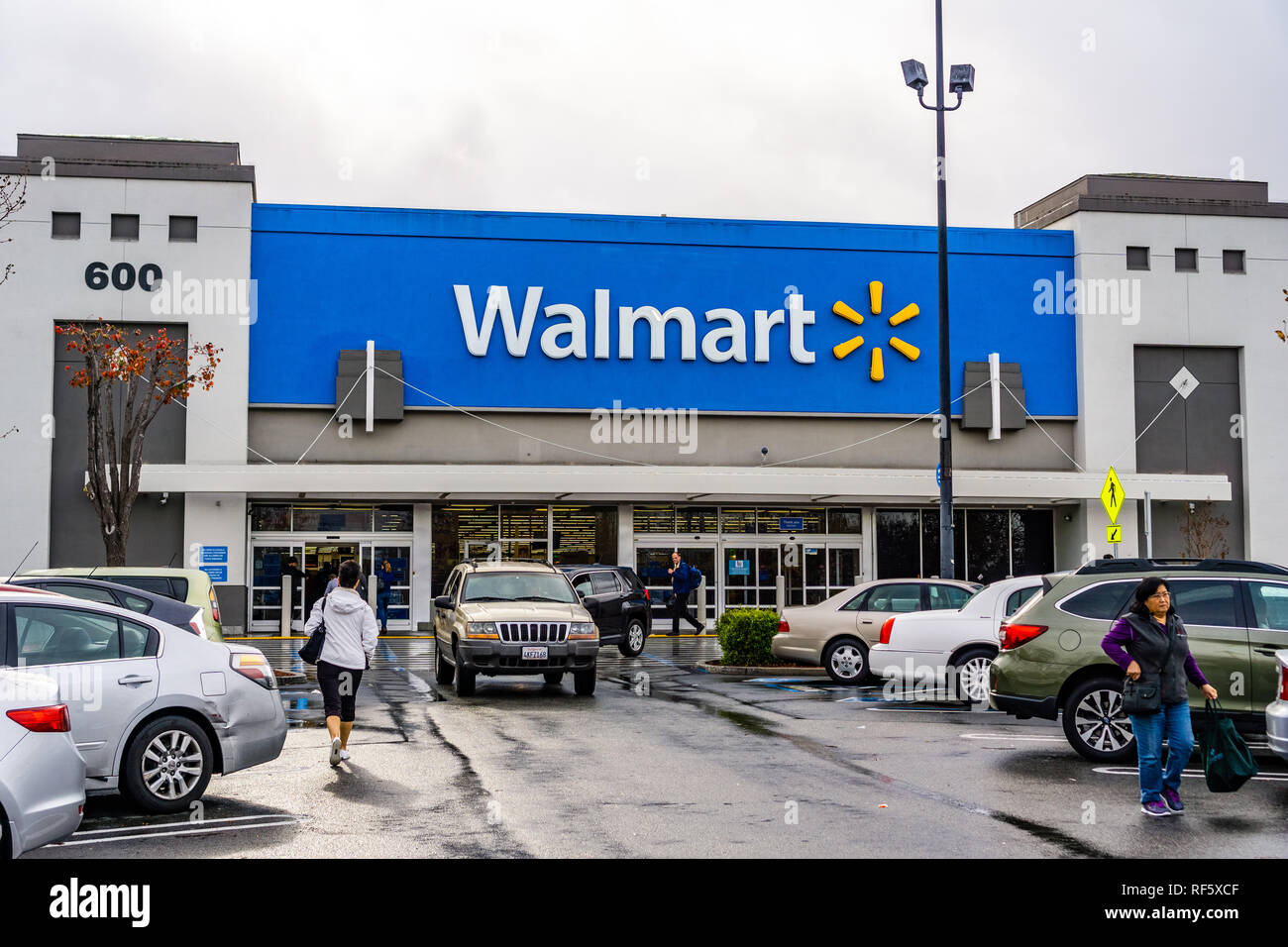 Walmart Storefront Stock Photos Walmart Storefront Stock Images