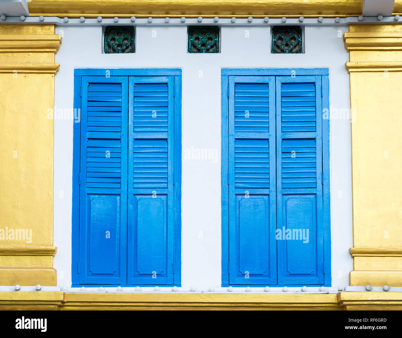 Indian window shutters hires stock photography and images Alamy