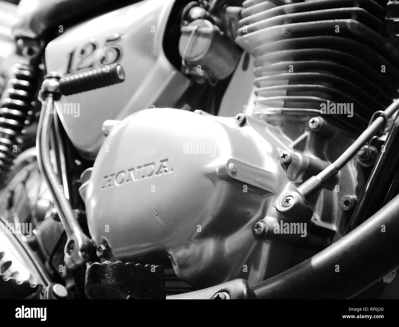 Honda 125 engine deals