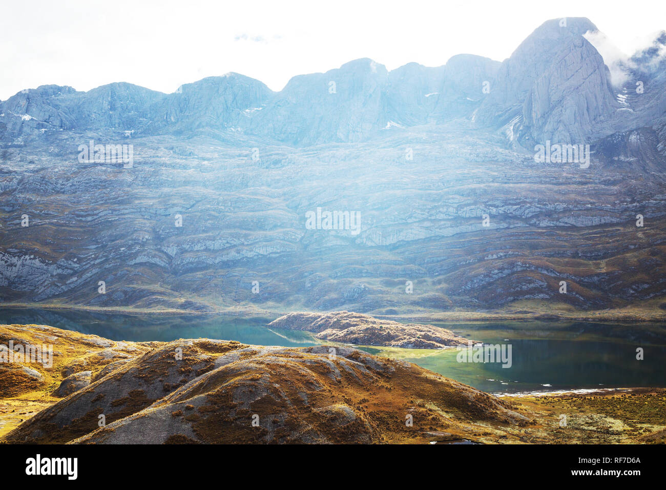Peru huaraz andes alpamayo hi-res stock photography and images - Alamy