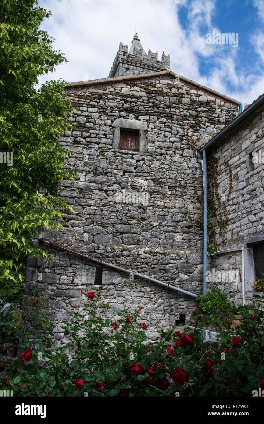 Hum is a town in the West-Croatian region of Istrien, about 14 km of Buzet removed and is called the „smallest town of the world“., Hum ist eine Stadt Stock Photo