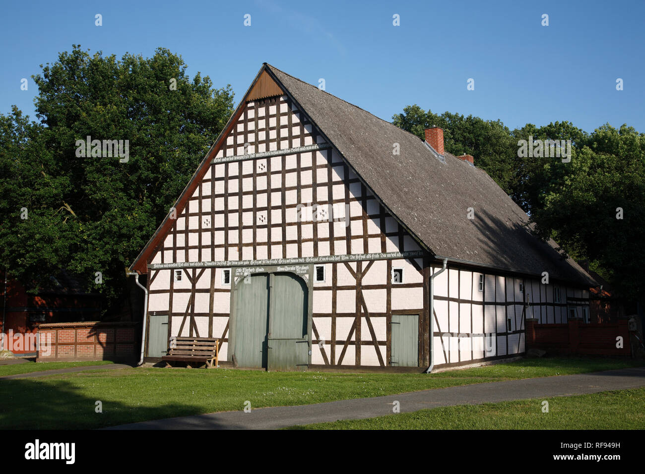Frame house in the round village (Rundling) Lübeln, Wendland, Lower Saxony, Germany, Europe Stock Photo