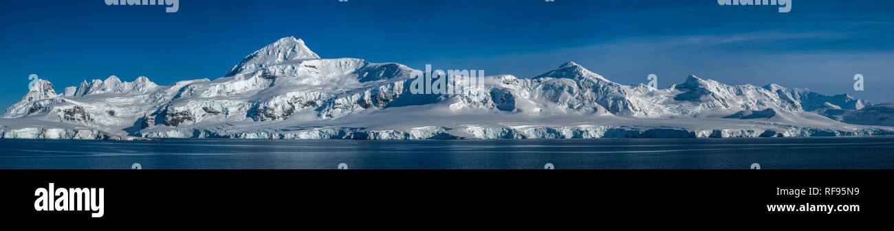 Mountains along the Neumayer Channel, Antarctic Peninsula, Antarctica Stock Photo