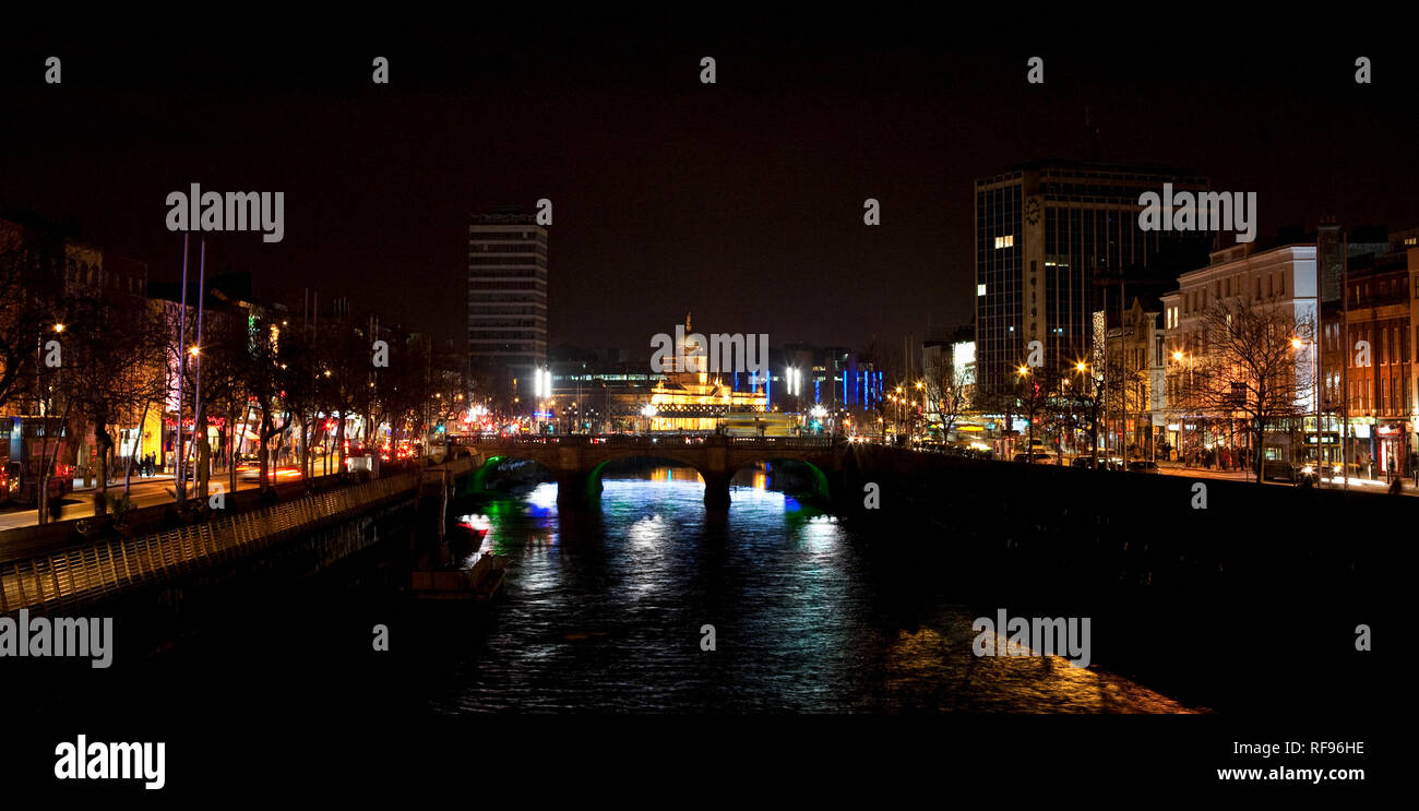 River Liffey Dublin at night Stock Photo - Alamy