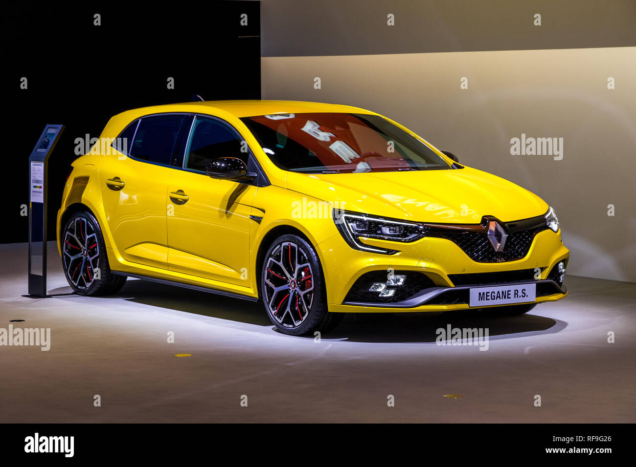 Renault megane hi-res stock photography and images - Alamy