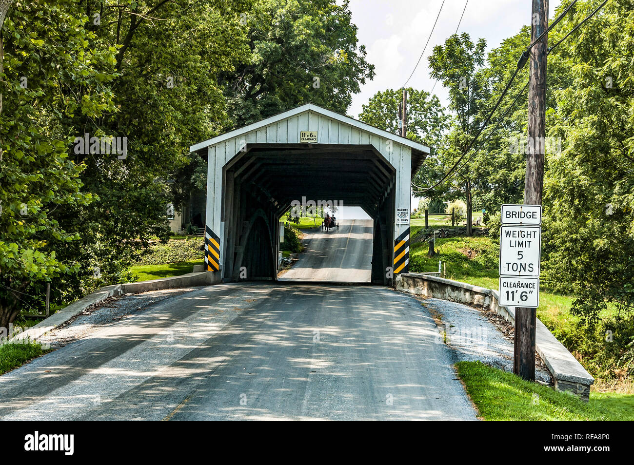 Michigan covered bridge hi-res stock photography and images - Alamy