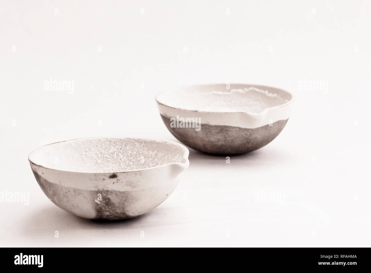 Evaporating dish and experiment hires stock photography and images Alamy