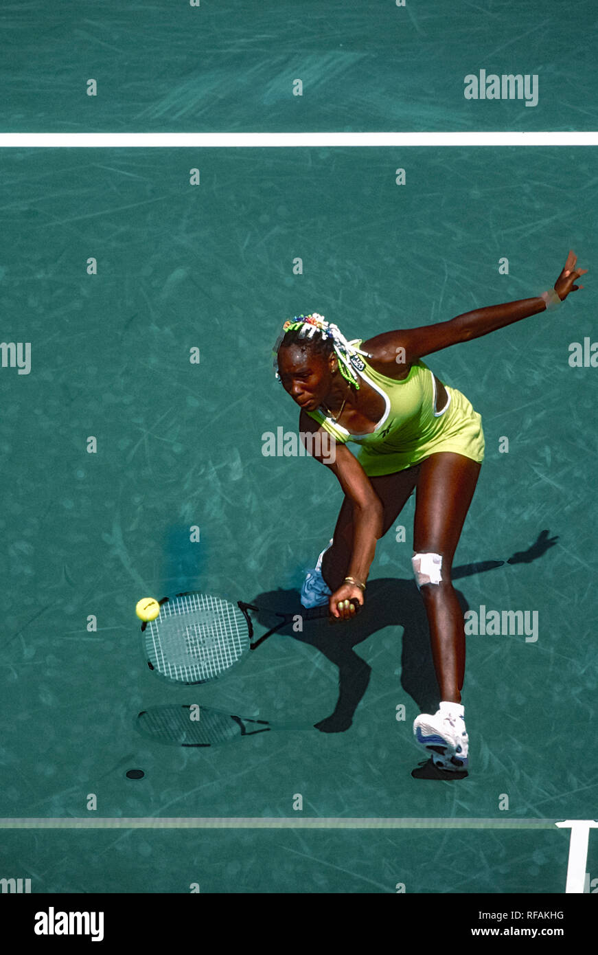 Venus Williams competing at the 1998 US Open Tennis Championships Stock  Photo - Alamy