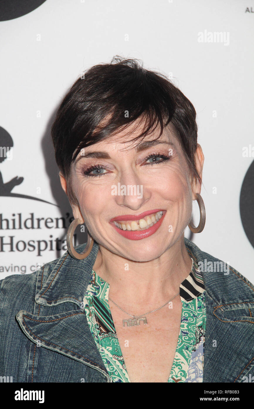 naomi-grossman-01-23-2019-the-la-art-show-2019-held-at-the-los-angeles