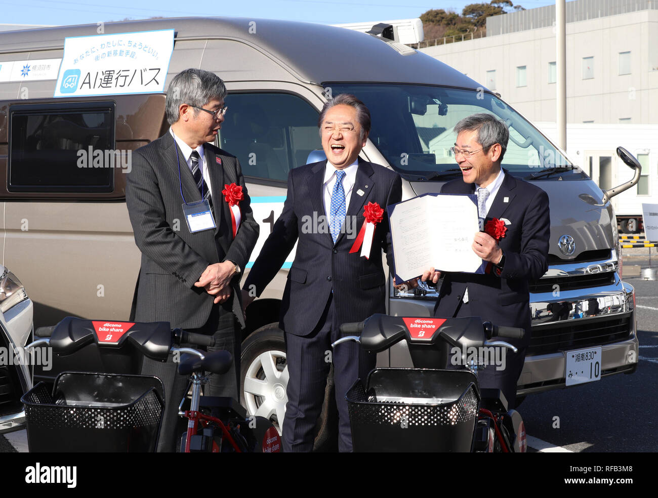 Katsuaki kamiji hires stock photography and images Alamy