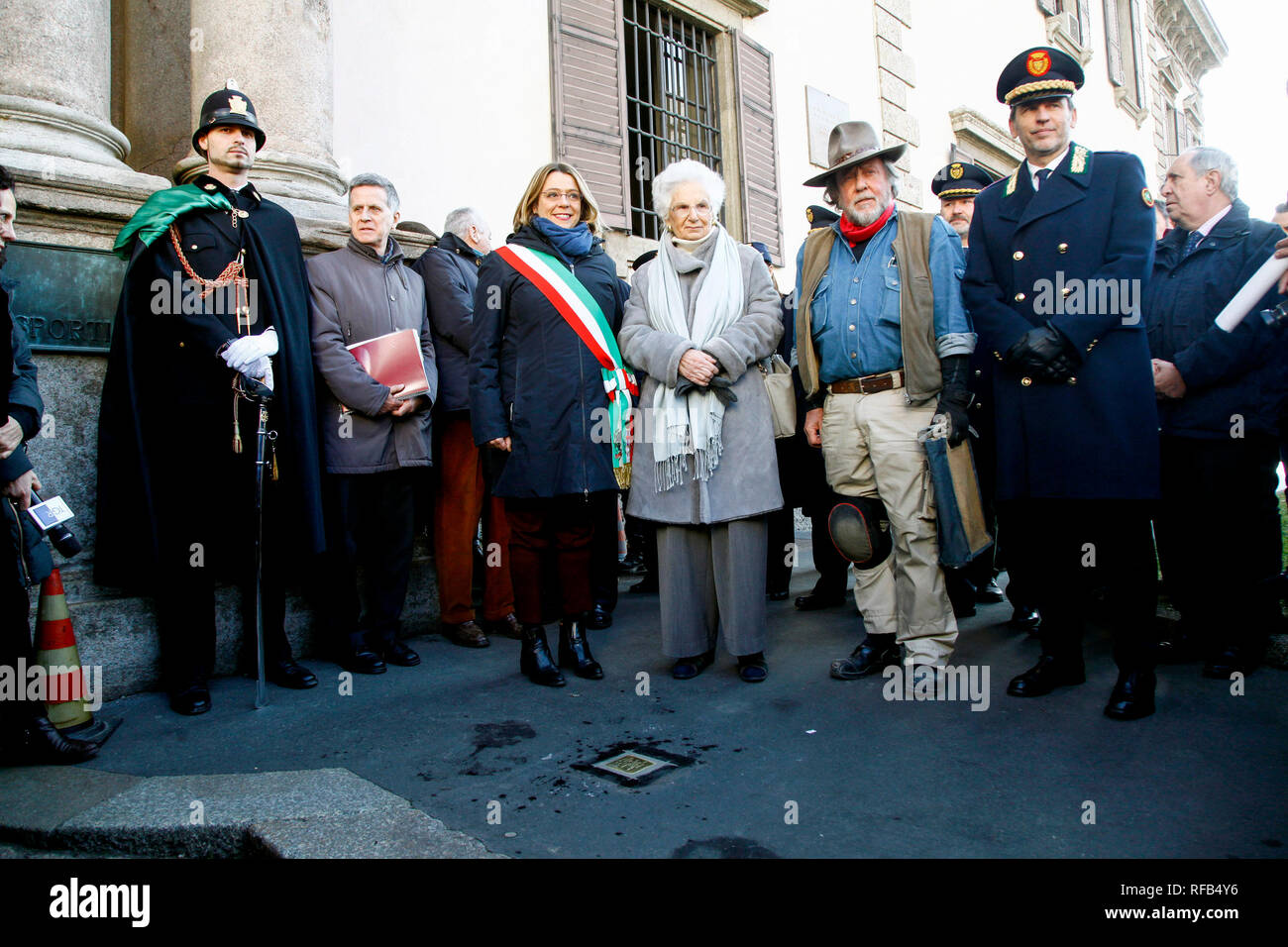 Foto LaPresse Mourad Balti Touati 25/01/2019 Milano (Ita) Piazza beccaria Cronaca Cerimonia