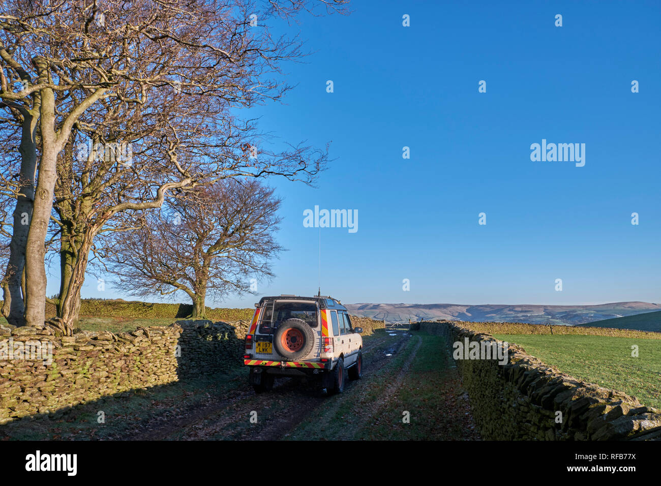 Land Rover on a Green Lane near Chapel-en-le-Frith. Peak District National Park, Derbyshire, England. Stock Photo