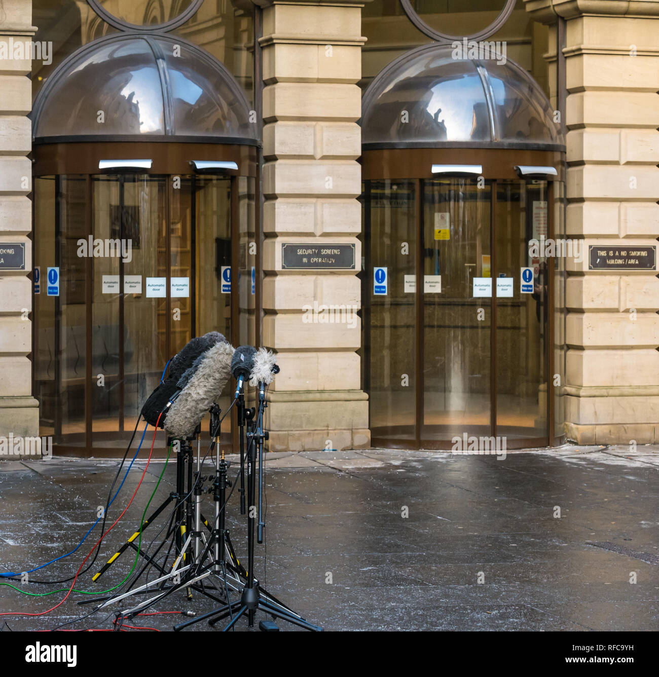 Sheriff court building edinburgh hires stock photography and images