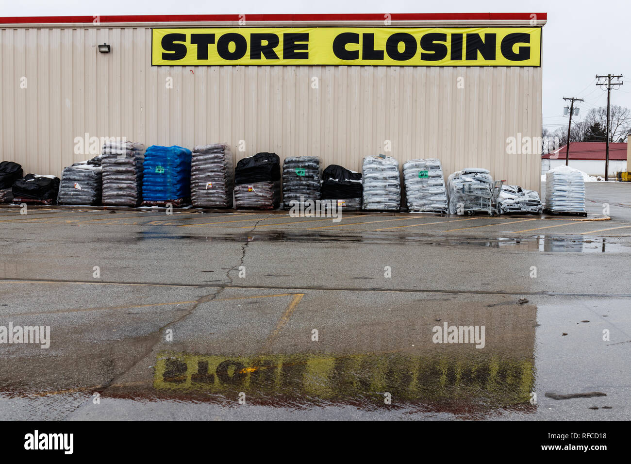 Peru - Circa January 2019: Store Closing signs at a Kmart Retail Location. Sears Holdings filed for bankruptcy VI Stock Photo