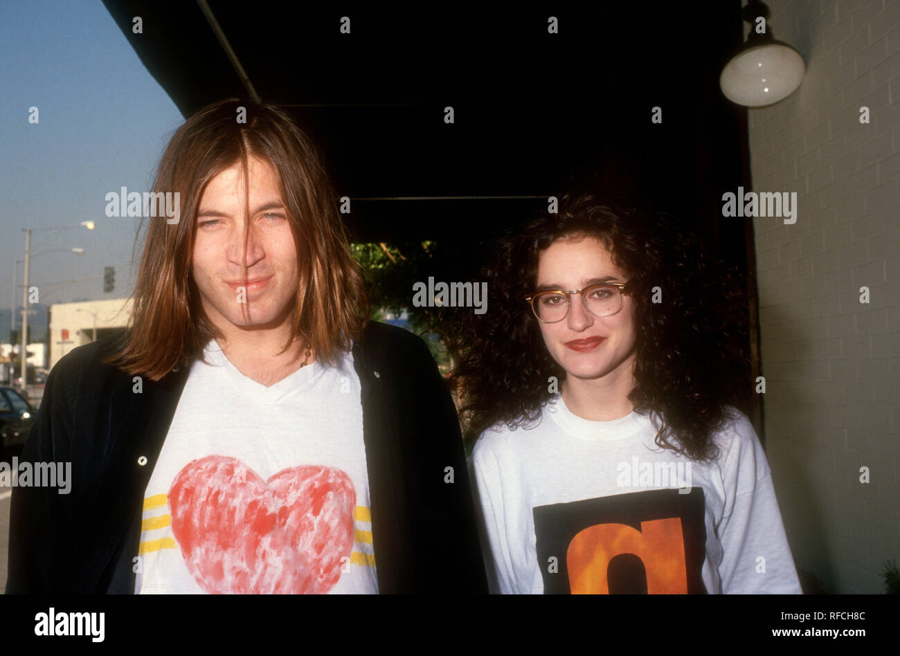 LOS ANGELES, CA - NOVEMBER 6: Singer Evan Dando of The Lemonheads and MTV VJ/commentator Kennedy attend Mouth to Mouth Event on November 6, 1993 at the Hard Rock Cafe in Los Angeles, California. Photo by Barry King/Alamy Stock Photo Stock Photo