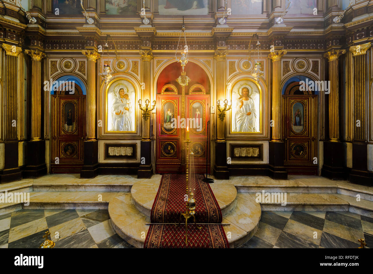 Saint nicholas church interior hi-res stock photography and images - Alamy